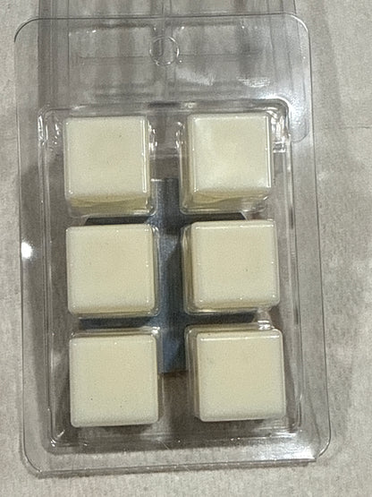 Piña colada wax melt